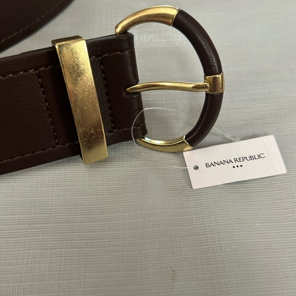 Banana Republic Leather Belt - Picture 4 of 6